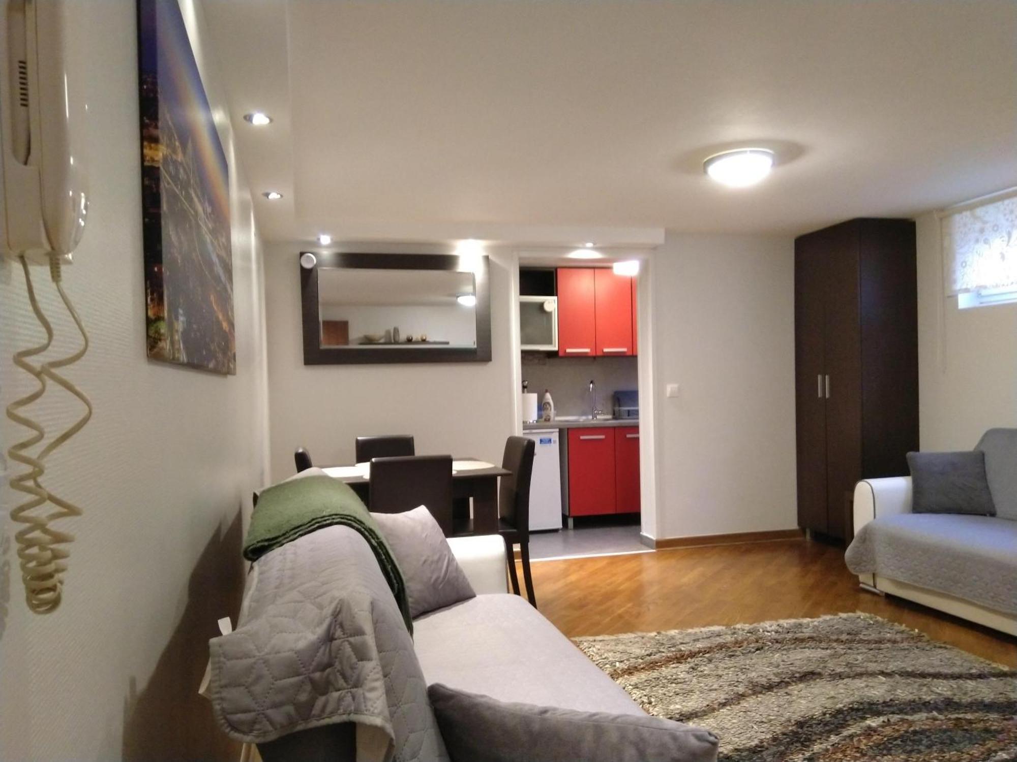 Laguna Apartment Belgrado Esterno foto