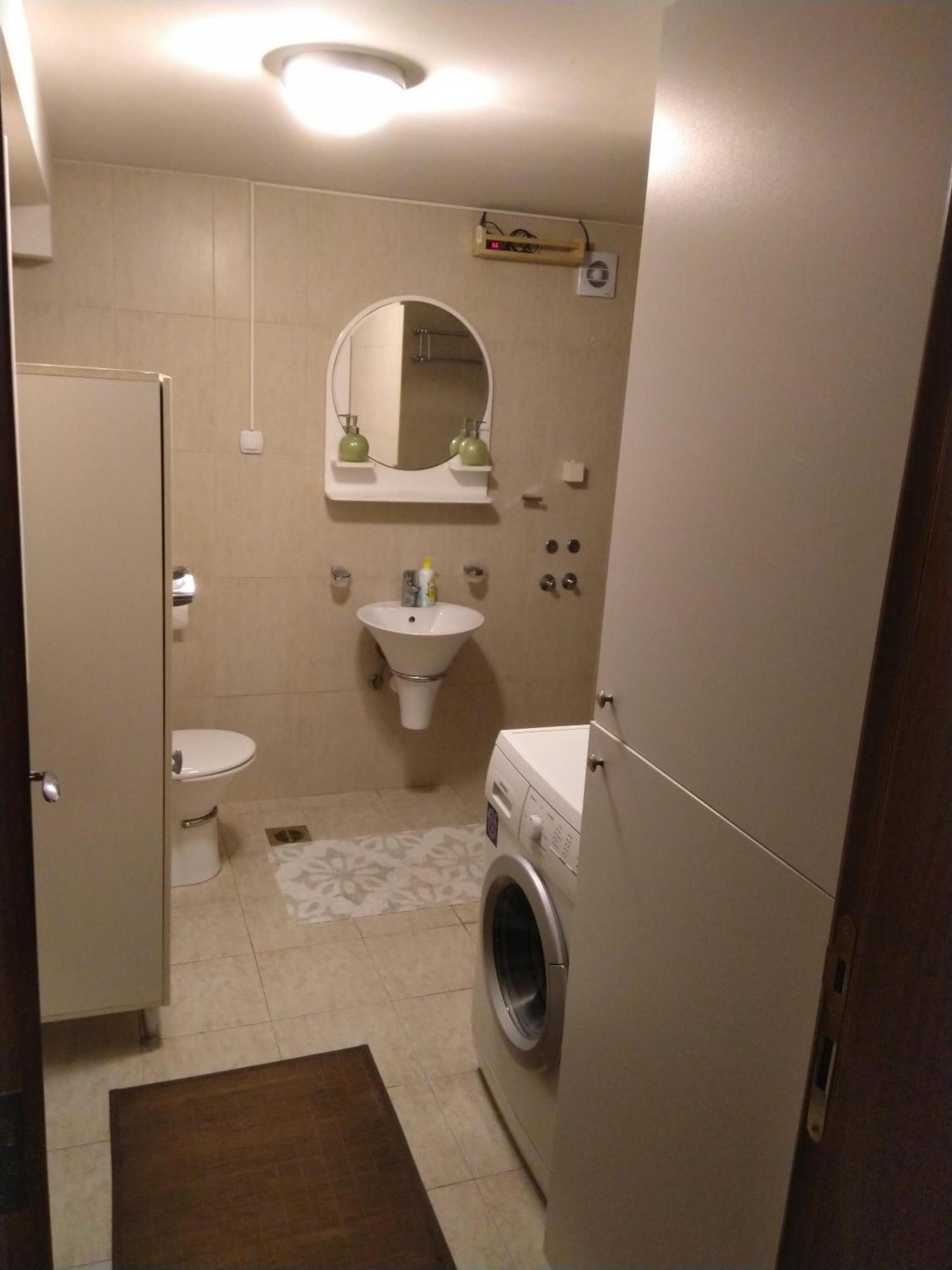 Laguna Apartment Belgrado Esterno foto